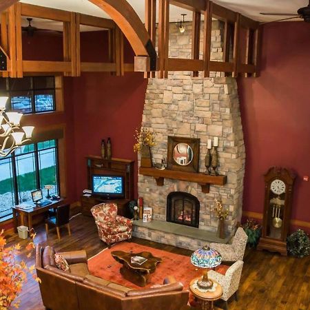 Timberlake Lodge แกรนด์แรพิดส์ ภายนอก รูปภาพ
